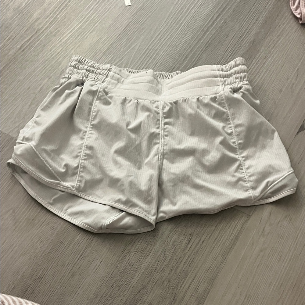 White Lululemon Hottie Hot High rise 2.5 shorts